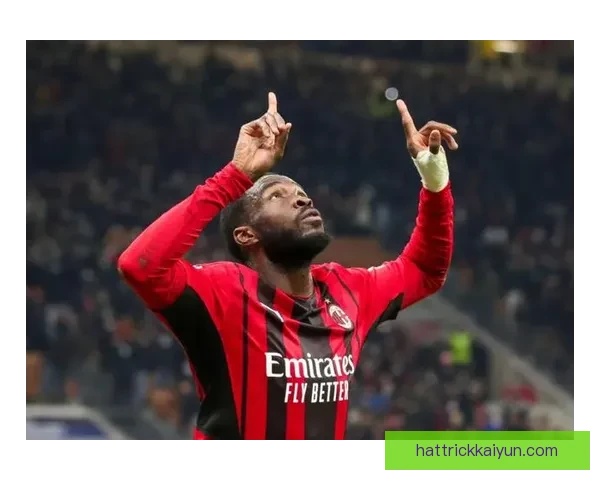 特奥防守能力持续提升，逐渐成为球队重要防线支柱